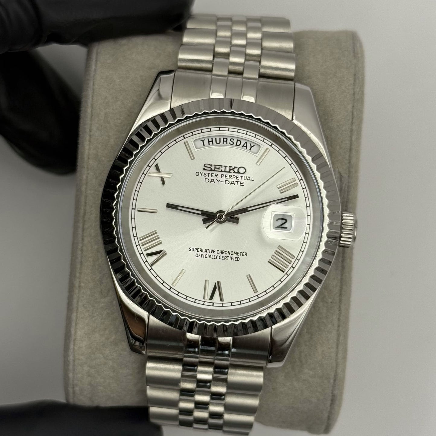 Seiko Day-Date Mod - White Roman