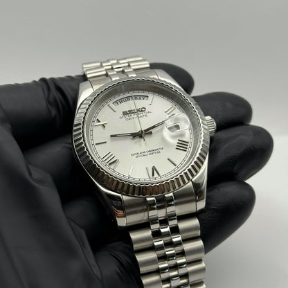 Seiko Day-Date Mod - White Roman