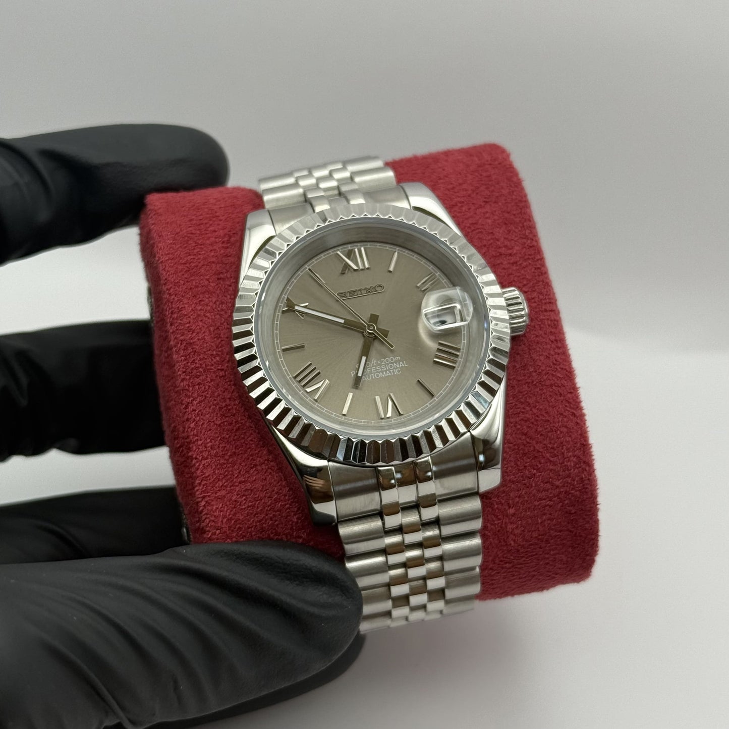 Seiko Datejust Roman Mod - Grey