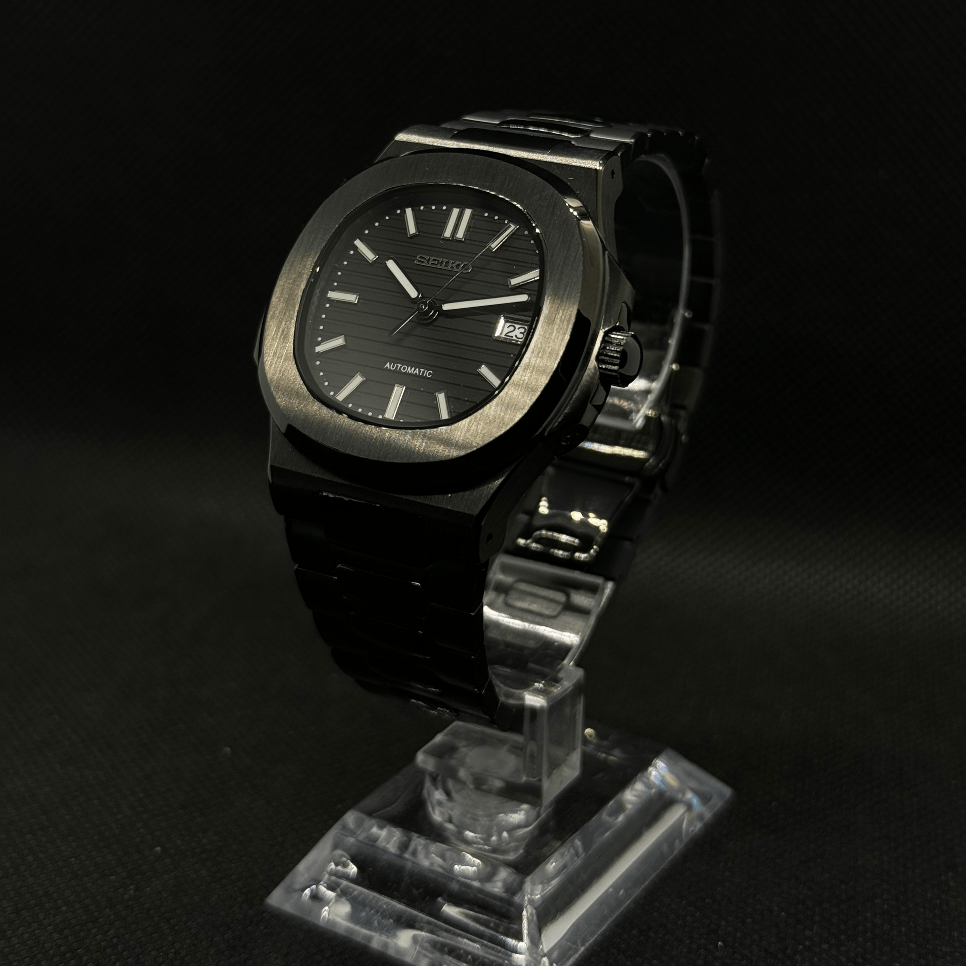 Seiko Nautilus Mod - All Black - Tempus Mods